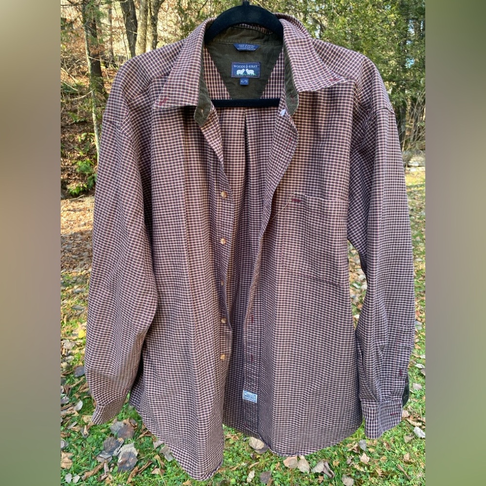 Men’s Heavyweight Cotton Button Up Shirt with Corduroy Accents.